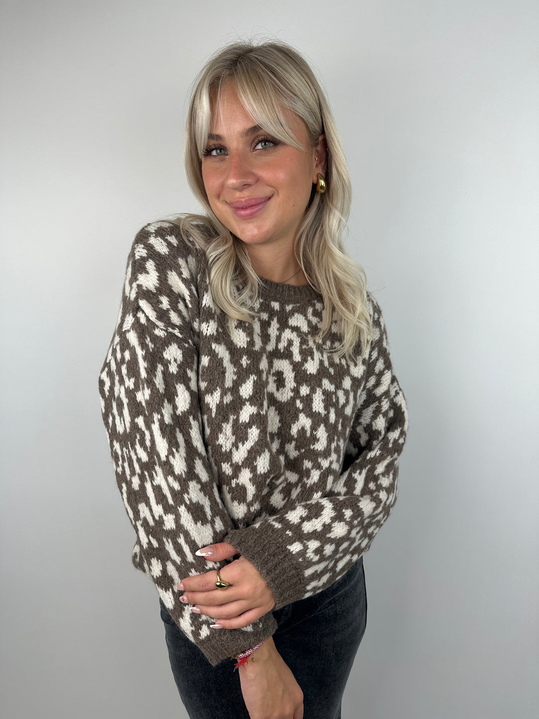 Oversize Pullover mit Leoprint