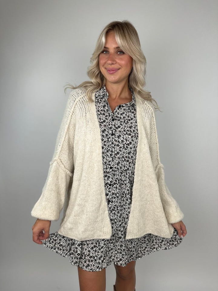 Kurzer Oversize Cardigan Super Cozy