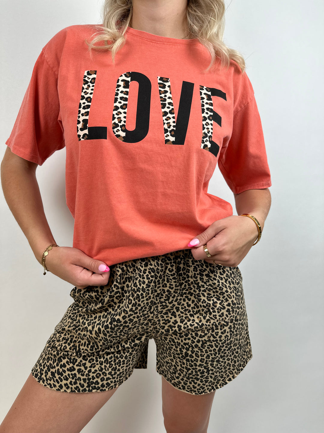 T-Shirt Black Leo Love