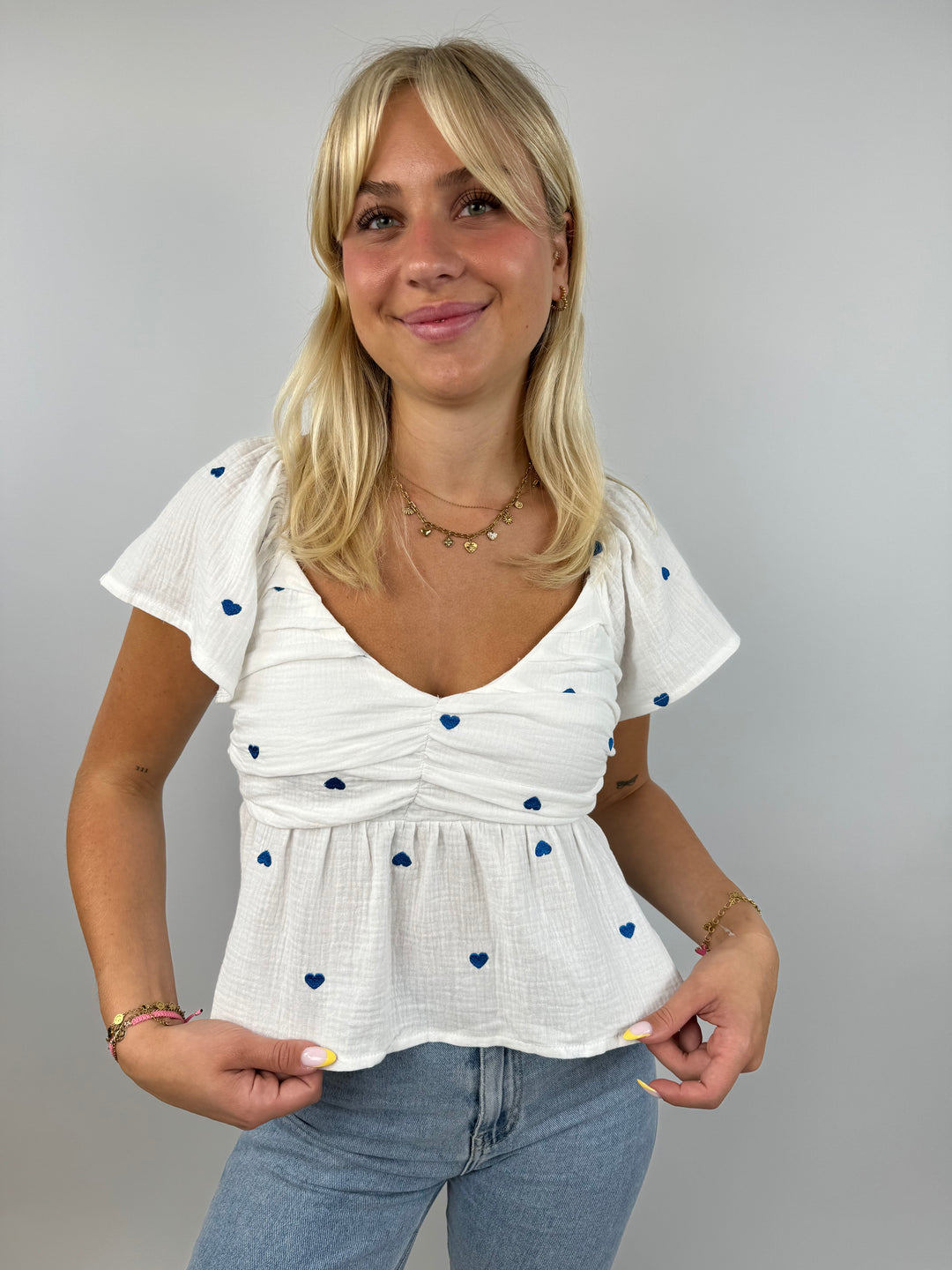 Schößchen-Bluse aus Musselin mit Herzprint