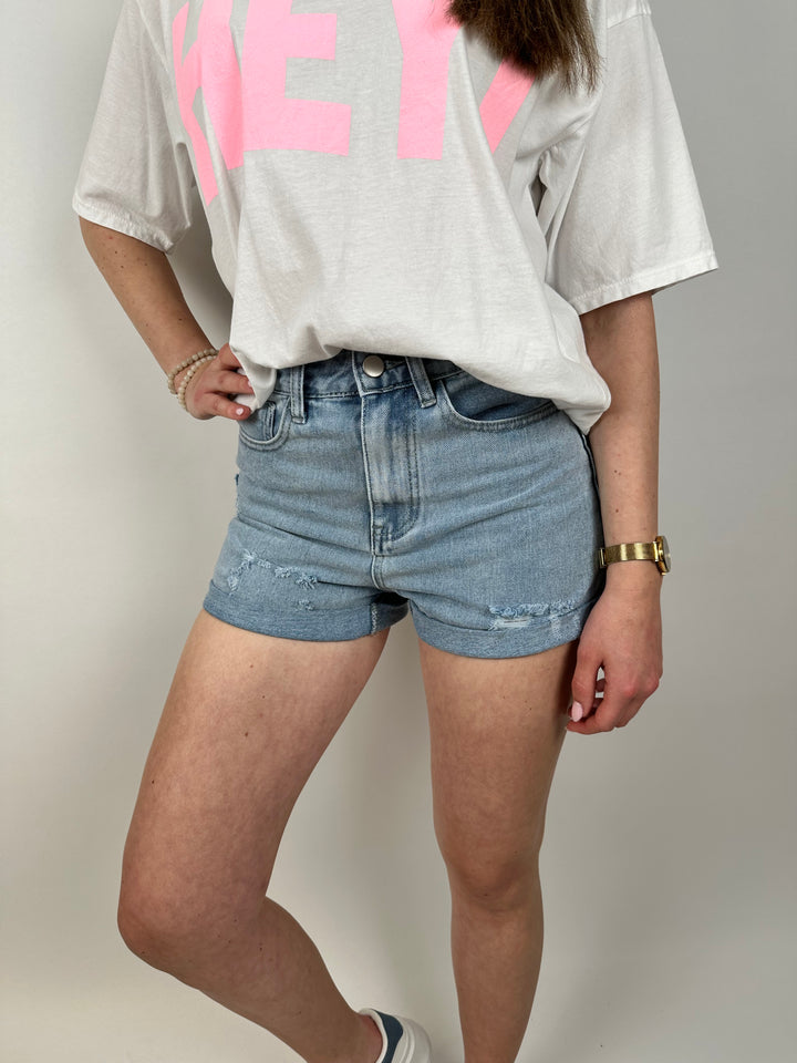 Jeansshorts mit umgeschlagenem Hosenbein