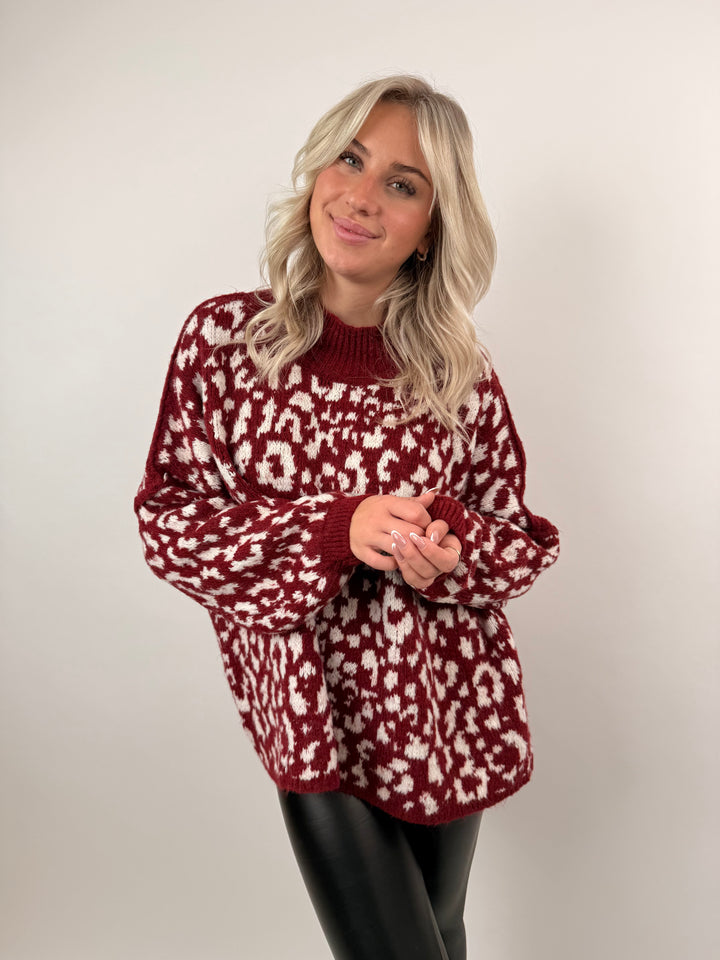 Oversize Pullover mit kleinem Stehkragen und Leoprint