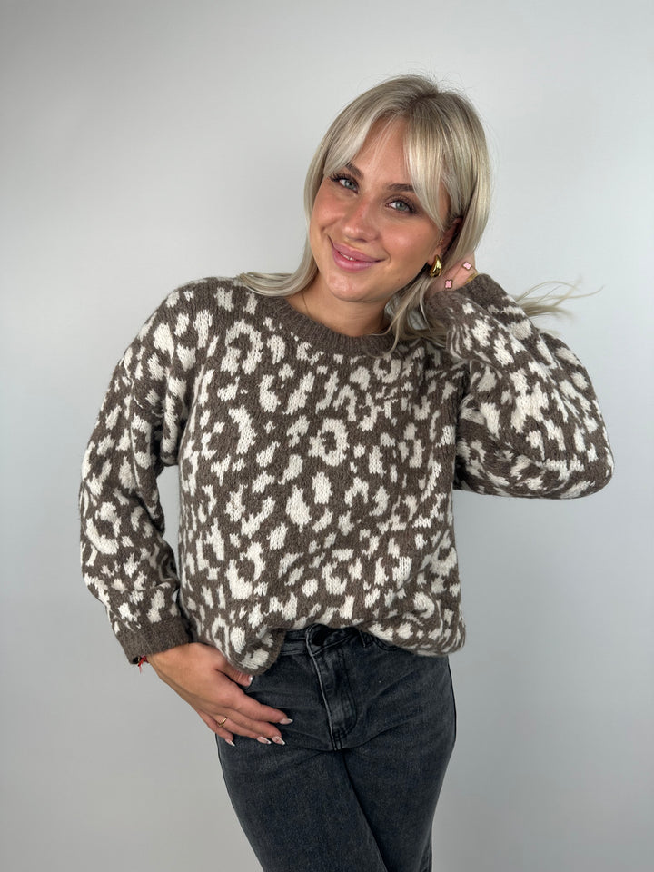 Oversize Pullover mit Leoprint