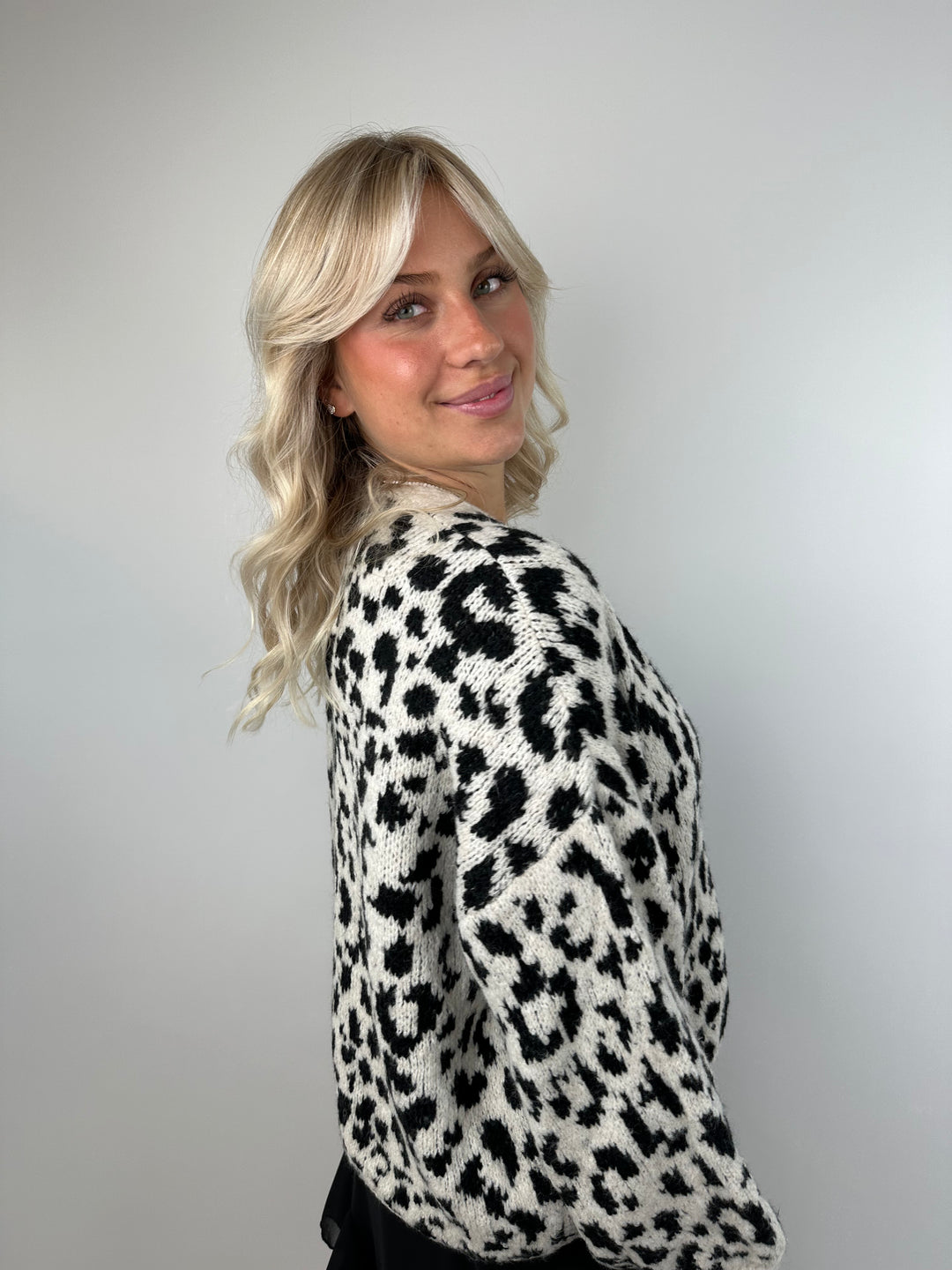 Offener Cardigan mit Leoprint