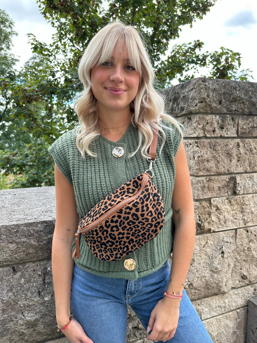 Crossbody Bag mit Leoprint Wild Autumn