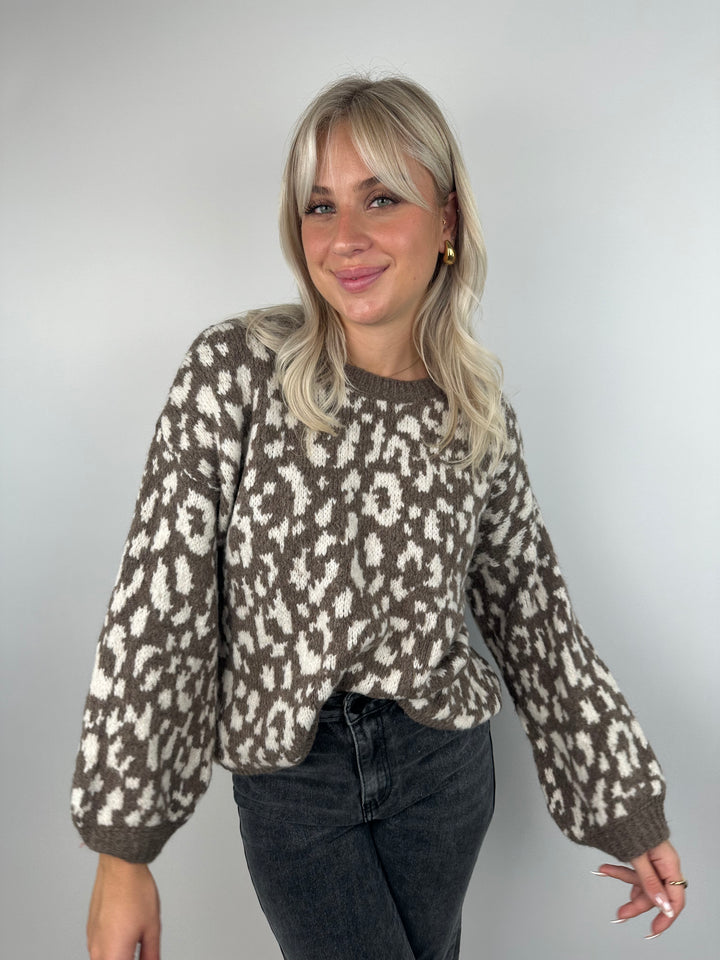 Oversize Pullover mit Leoprint