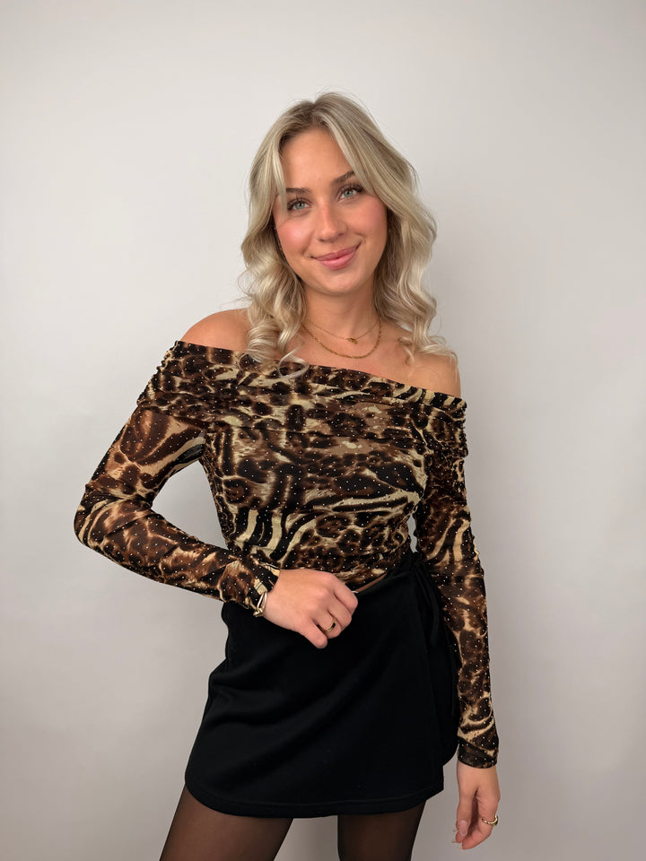 Offshoulder Shirt mit Leoprint Kesha