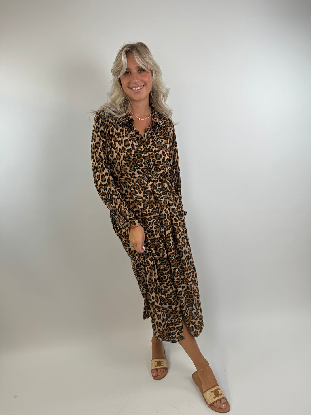 Langes Kleid mit Leoprint Wild