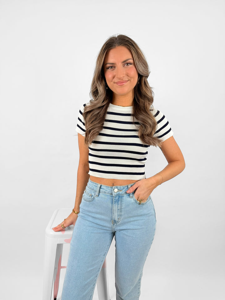 Cropped T-Shirt Strip Up