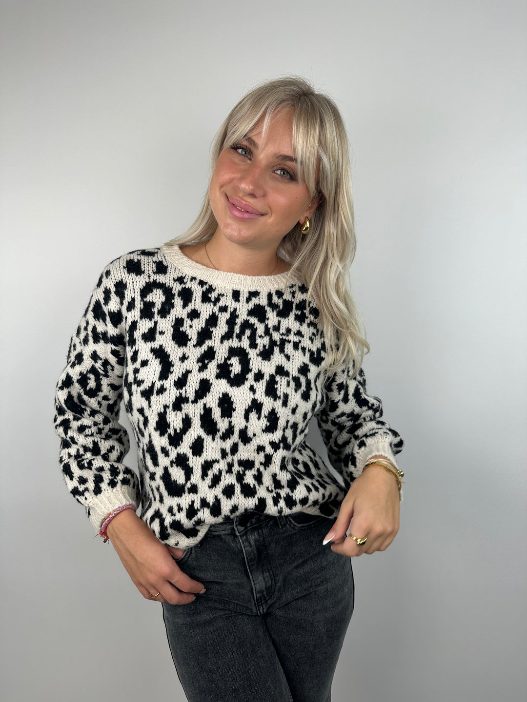 Oversize Pullover mit Leoprint