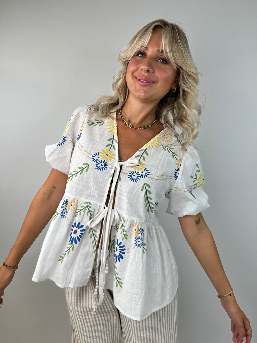 Kurzarm Bluse mit Flowerprint Fleur