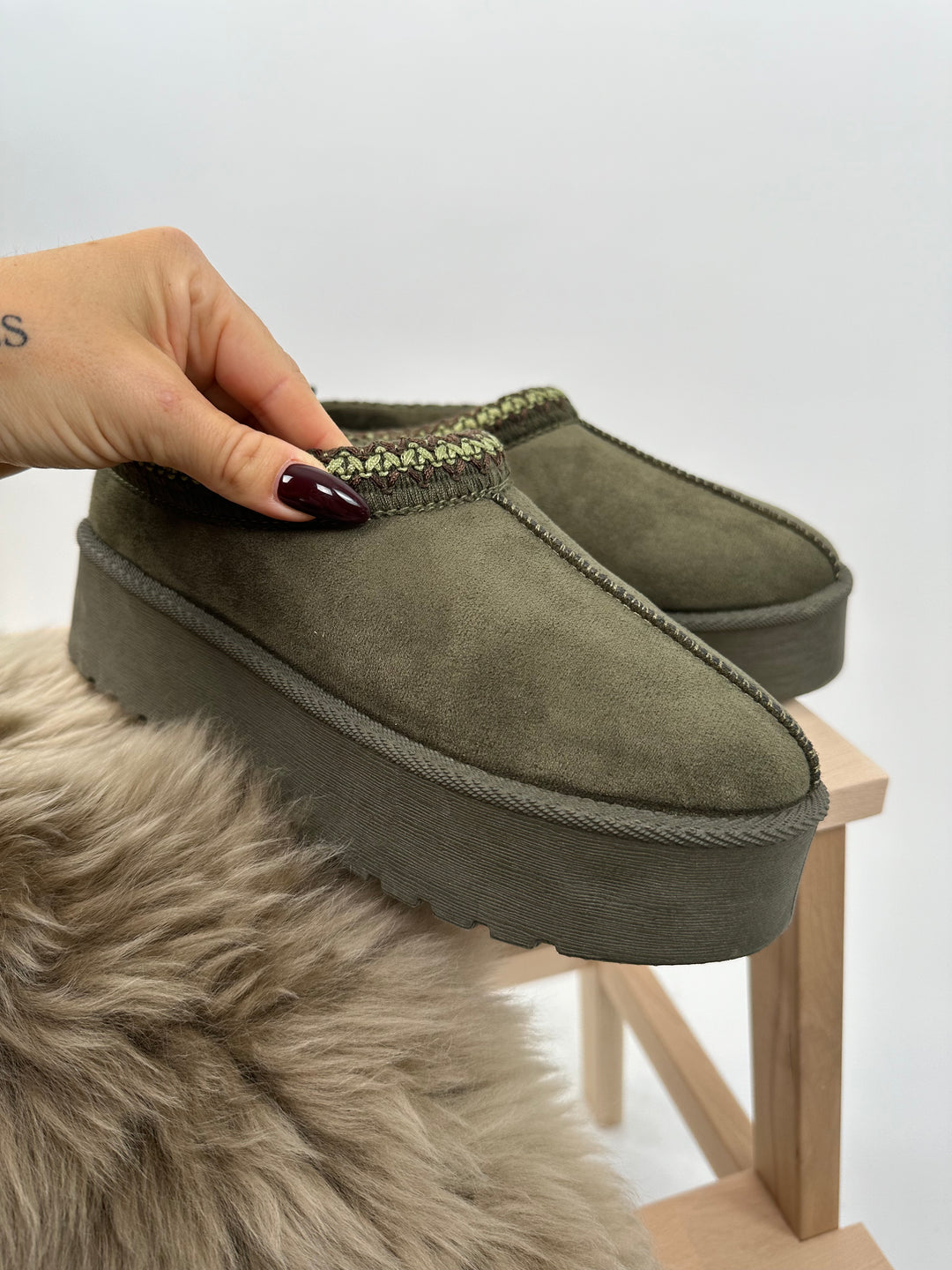 Plateau Slipper