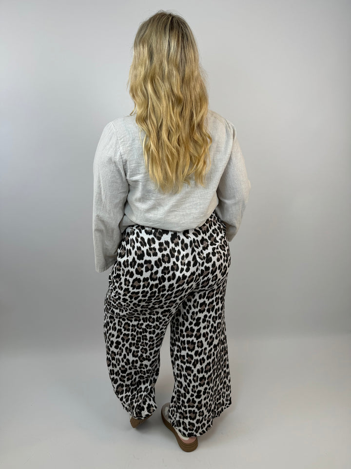 Lange Musselinhose mit Leoprint Leolove