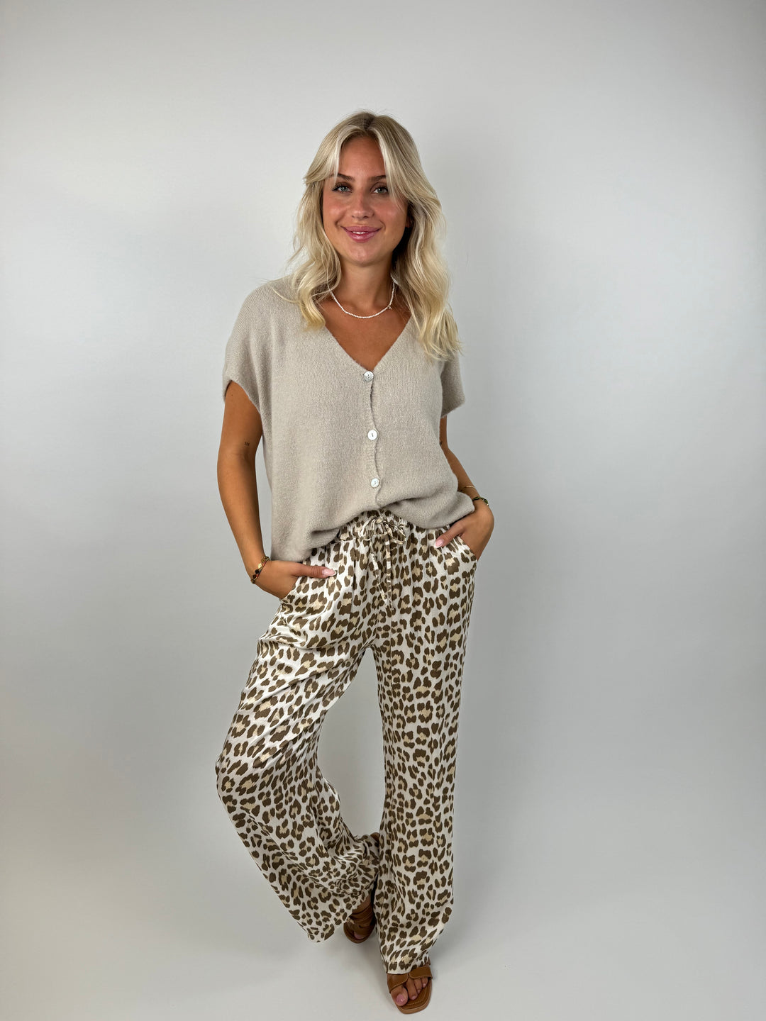 Lockere Hose mit Leoprint Lion (002)